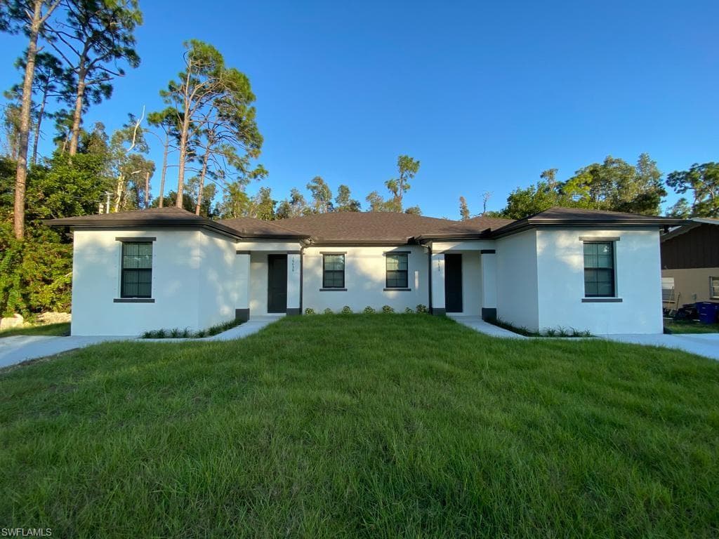 4660/4662 26th st sw LEHIGH ACRES, FL 33973