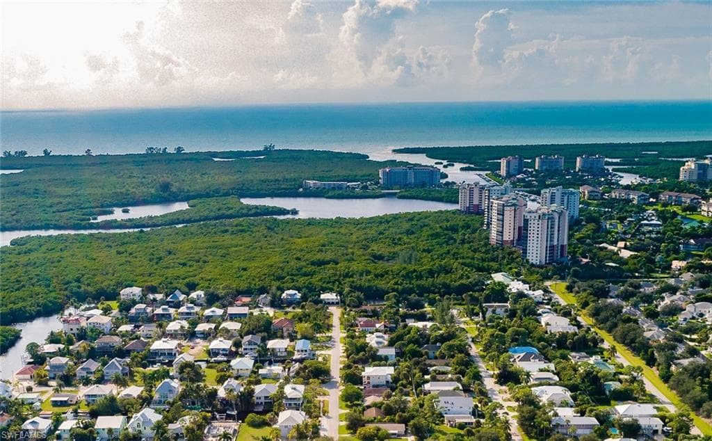 730 Glendale AVE NAPLES, FL 34110