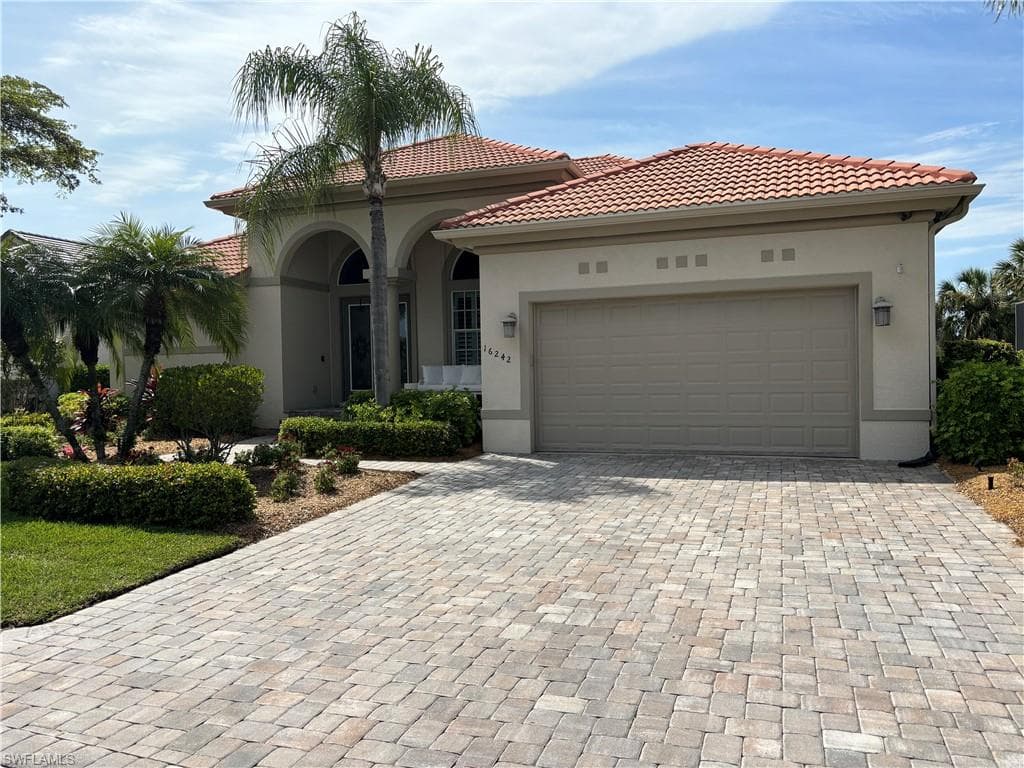 16242 Crown Arbor WAY FORT MYERS, FL 33908