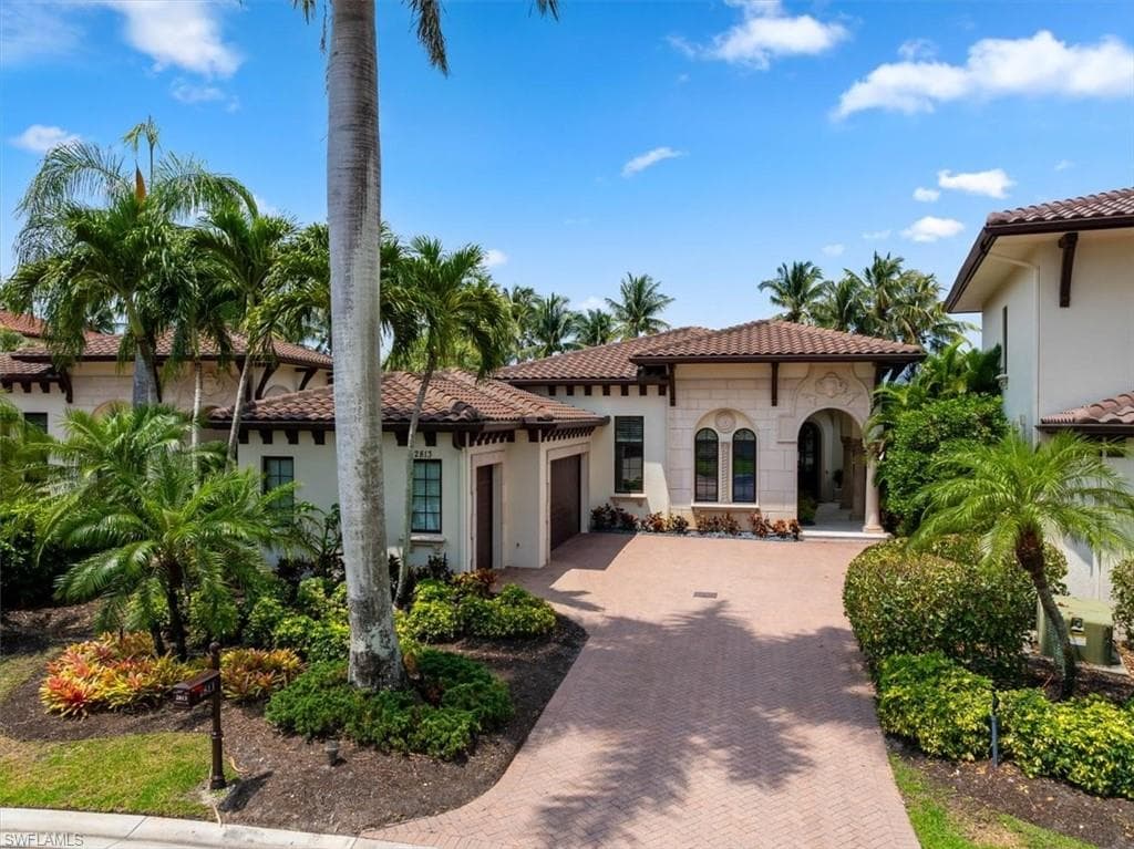 2813 Capistrano WAY NAPLES, FL 34105