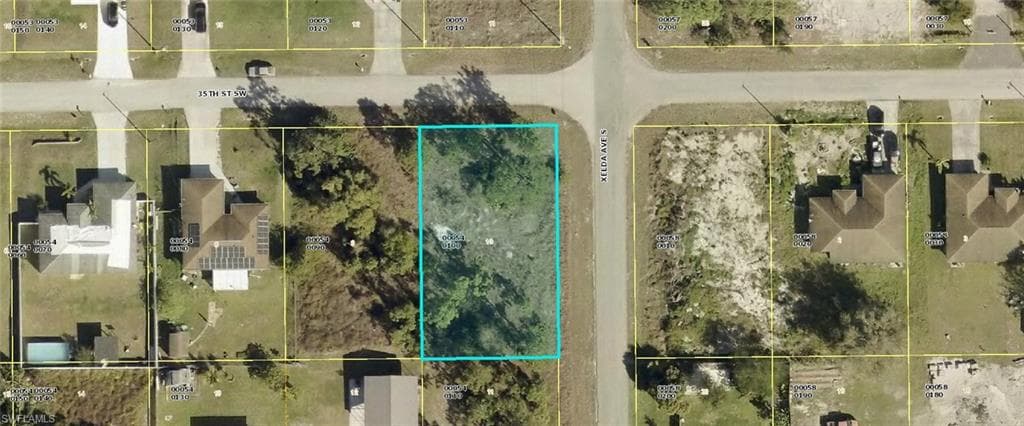 3801 35th ST SW LEHIGH ACRES, FL 33976