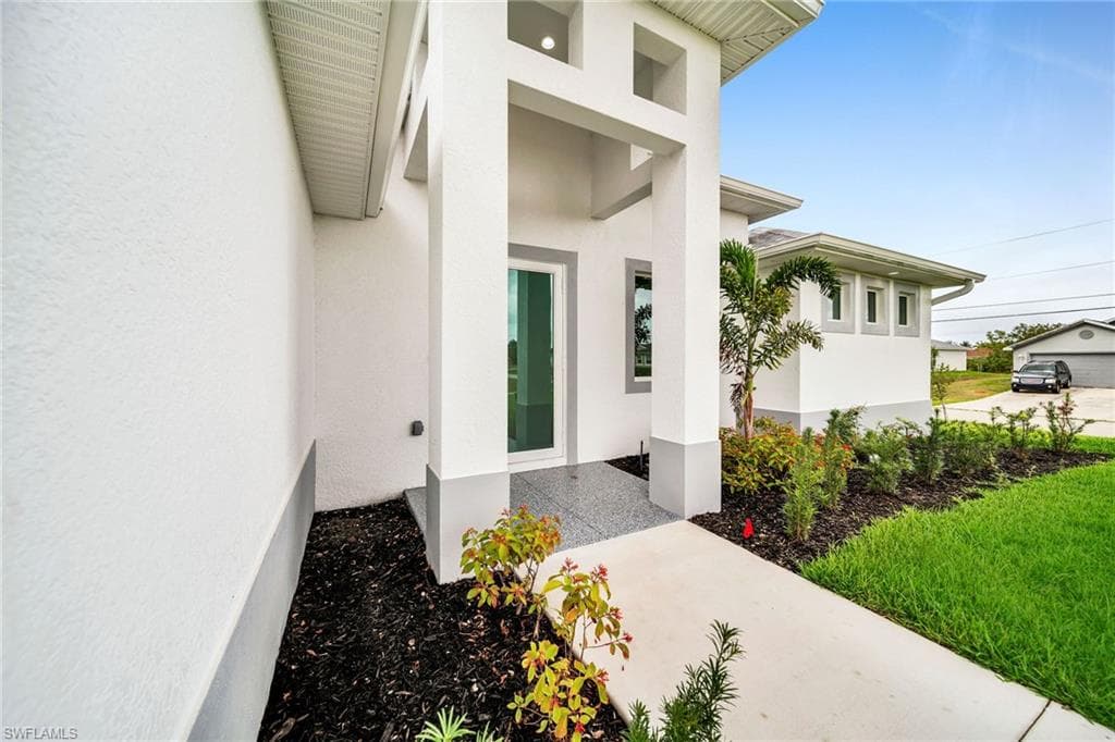 1414 NW 14th AVE CAPE CORAL, FL 33993