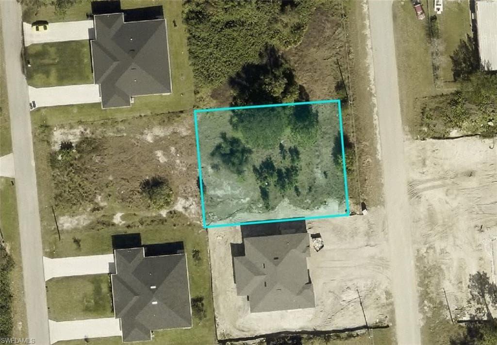 116/118 Gretchen AVE S LEHIGH ACRES, FL 33973