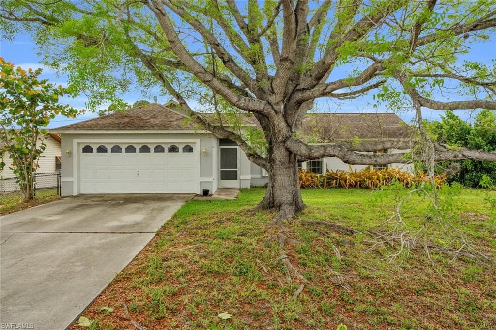 18447 Fuchsia RD FORT MYERS, FL 33967
