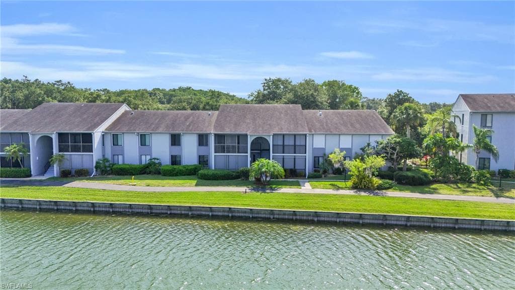4761 Lakeside Club BLVD 14 FORT MYERS, FL 33905
