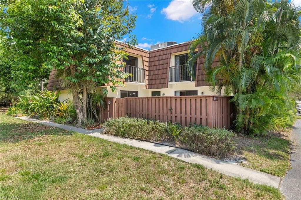 5241 Cedarbend DR 2 FORT MYERS, FL 33919