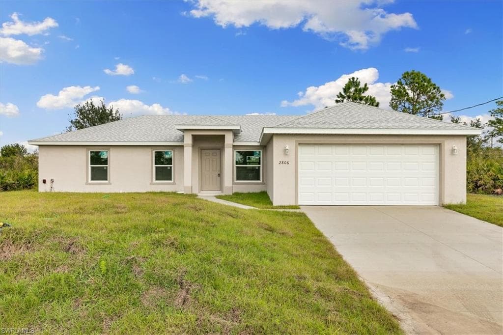 544 Parker AVE S LEHIGH ACRES, FL 33974