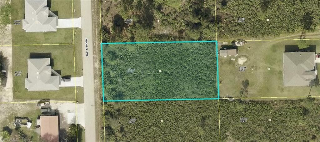 1104 Michael AVE LEHIGH ACRES, FL 33936