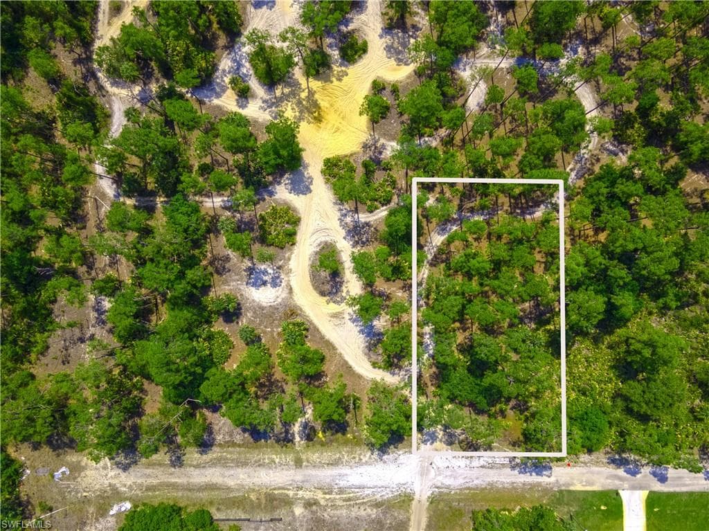 9 Louis AVE LEHIGH ACRES, FL 33936