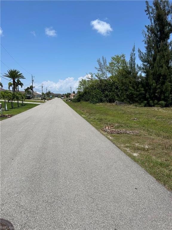125 SW 34th PL CAPE CORAL, FL 33991