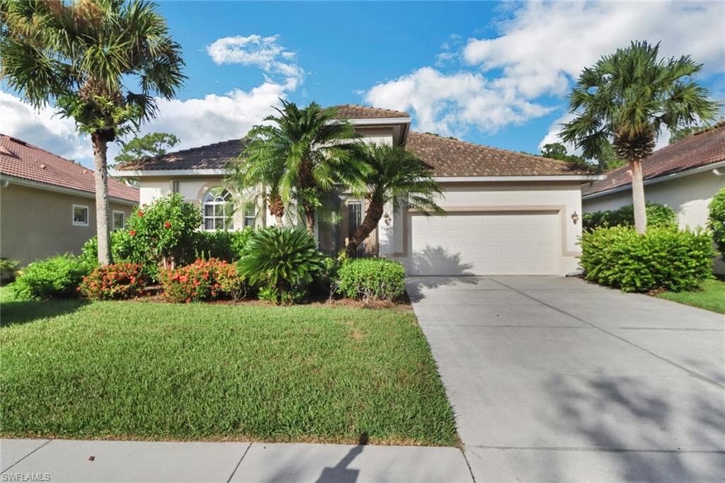 8146 Valiant DR NAPLES, FL 34104