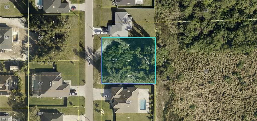 639 SW 18th CT CAPE CORAL, FL 33991