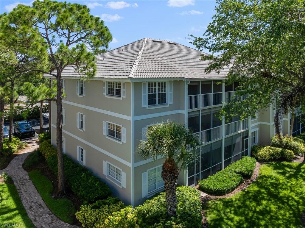 430 Sugar Pine LN 430 NAPLES, FL 34108
