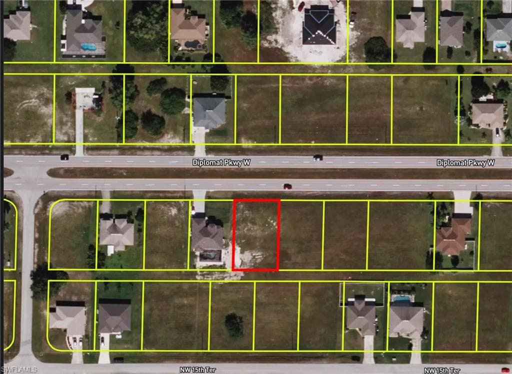 1220 Diplomat PKWY W CAPE CORAL, FL 33993