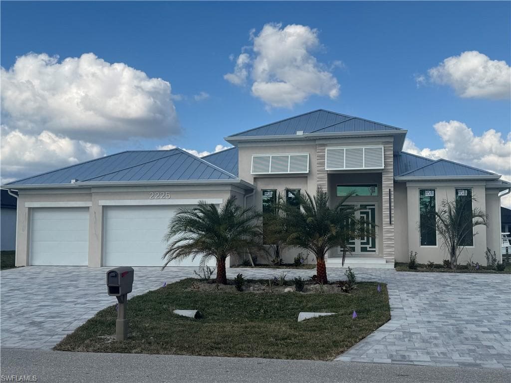 2225 SW 32nd ST CAPE CORAL, FL 33914