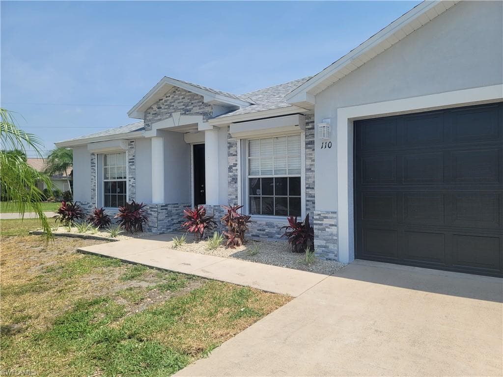 110 SE 46th LN CAPE CORAL, FL 33904