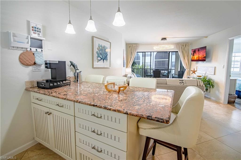 1027 Anglers CV B404 MARCO ISLAND, FL 34145