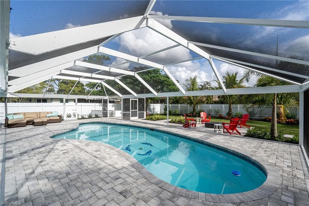 726 W Valley DR BONITA SPRINGS, FL 34134