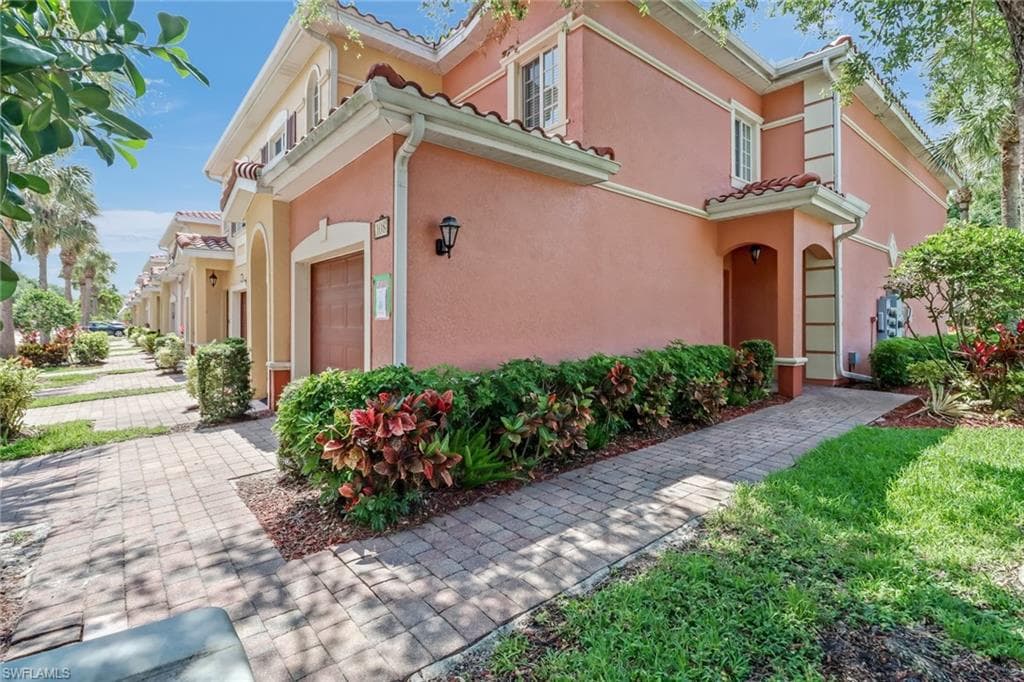 10009 Villagio Gardens LN 108 ESTERO, FL 33928