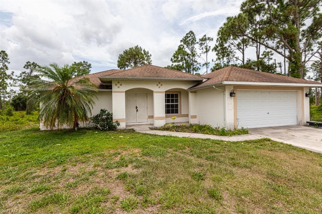 1106 Garibaldi ST E LEHIGH ACRES, FL 33974
