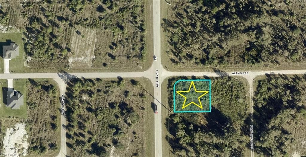 1009 Bell BLVD S LEHIGH ACRES, FL 33974