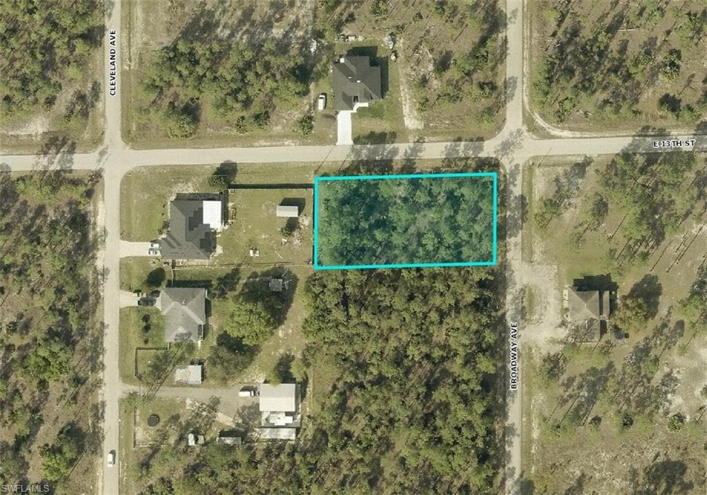 1225 Broadway AVE LEHIGH ACRES, FL 33972