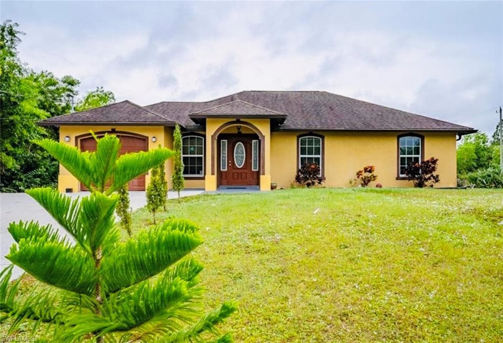 3423 30th ST W LEHIGH ACRES, FL 33971