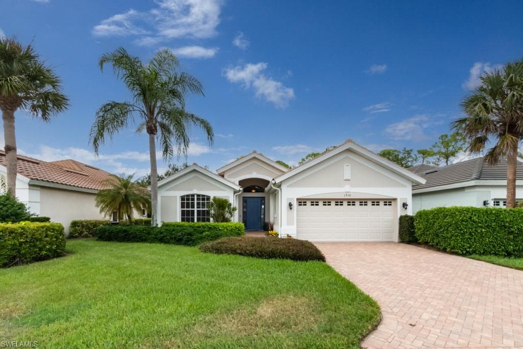 1716 Winding Oaks WAY NAPLES, FL 34109