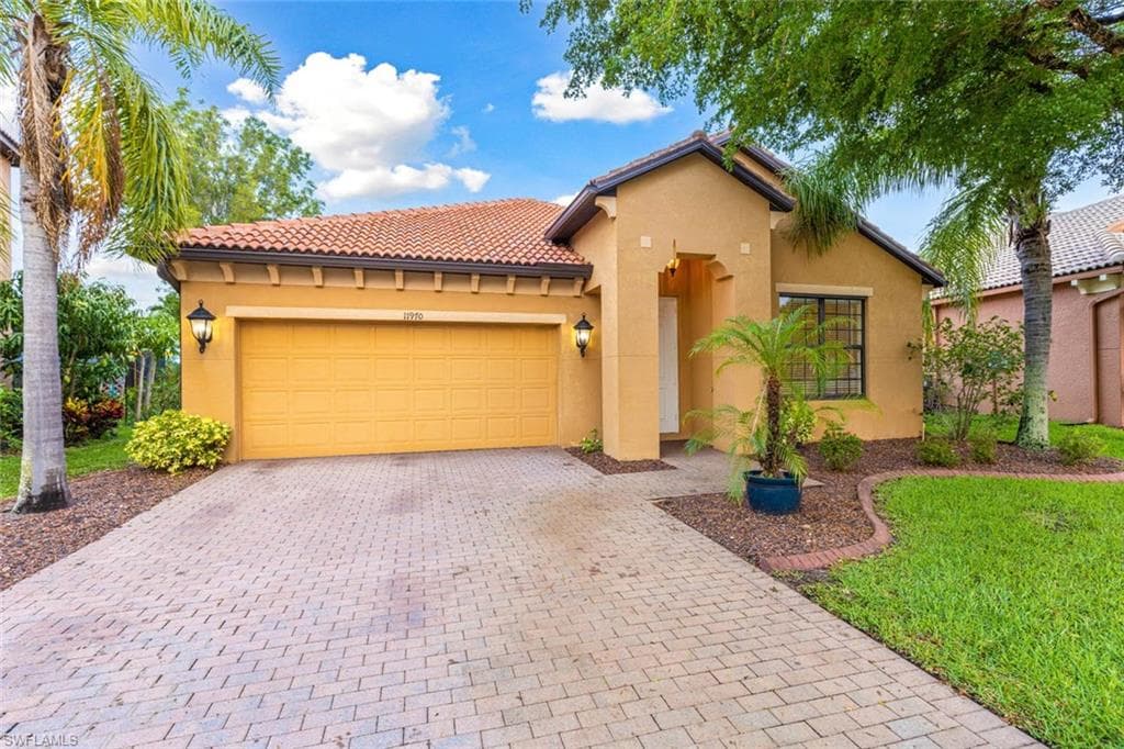 11970 Country Day CIR FORT MYERS, FL 33913