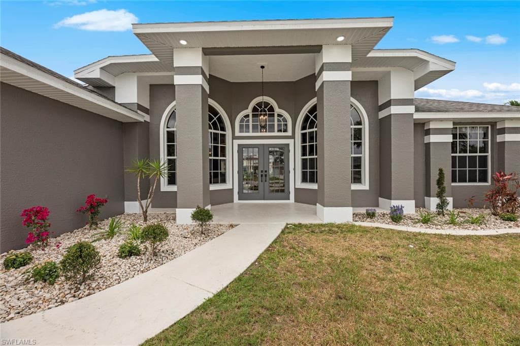 204 SW 47th ST CAPE CORAL, FL 33914