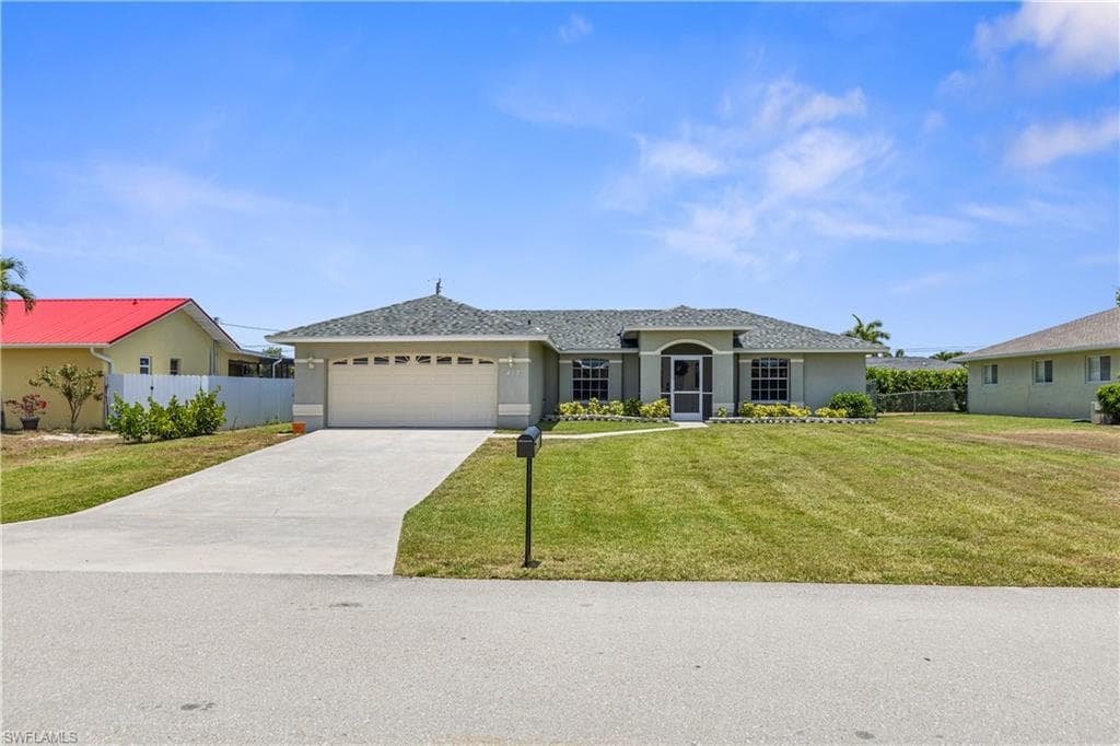 417 SW 43rd LN CAPE CORAL, FL 33914