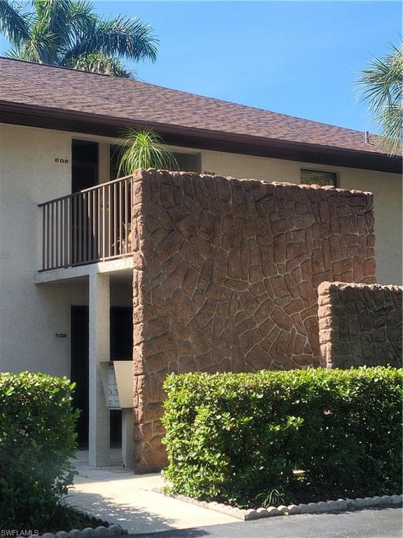 10 Beth Stacey BLVD 202 LEHIGH ACRES, FL 33936