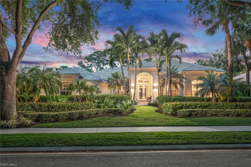 1010 Barcarmil WAY NAPLES, FL 34110
