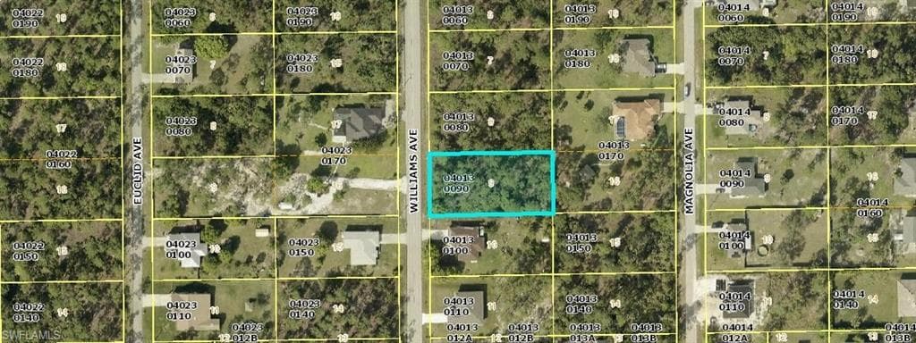 906 Williams AVE LEHIGH ACRES, FL 33972