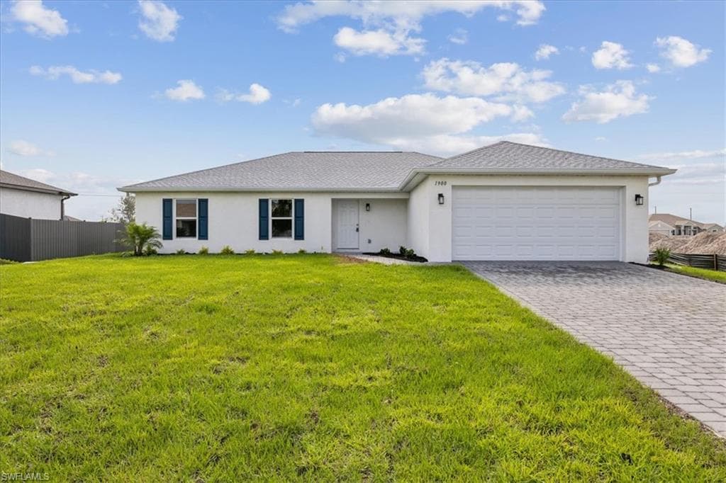 1900 NE 2nd PL CAPE CORAL, FL 33909