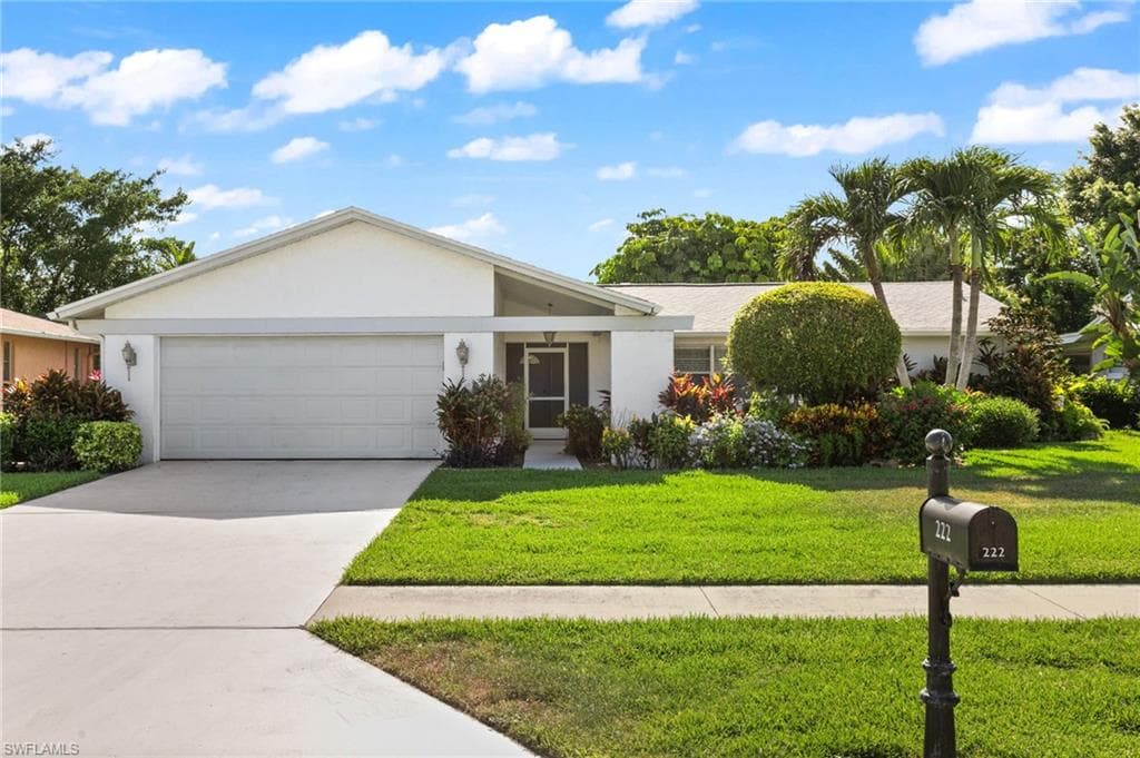 222 Dent DR NAPLES, FL 34112