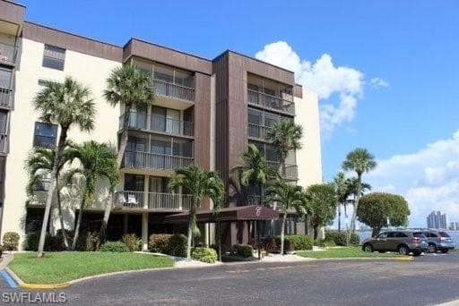 3490 N Key DR 513 NORTH FORT MYERS, FL 33903