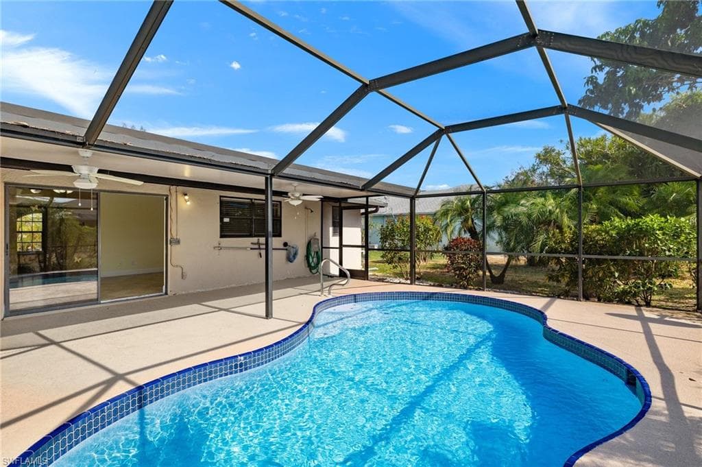 3212 SE 1st CT CAPE CORAL, FL 33904