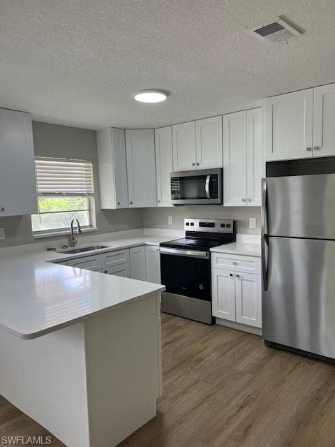 2628 SE 16th PL CAPE CORAL, FL 33904