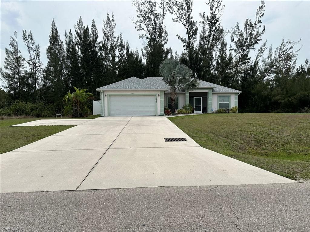 3987 Sunset RD LEHIGH ACRES, FL 33971