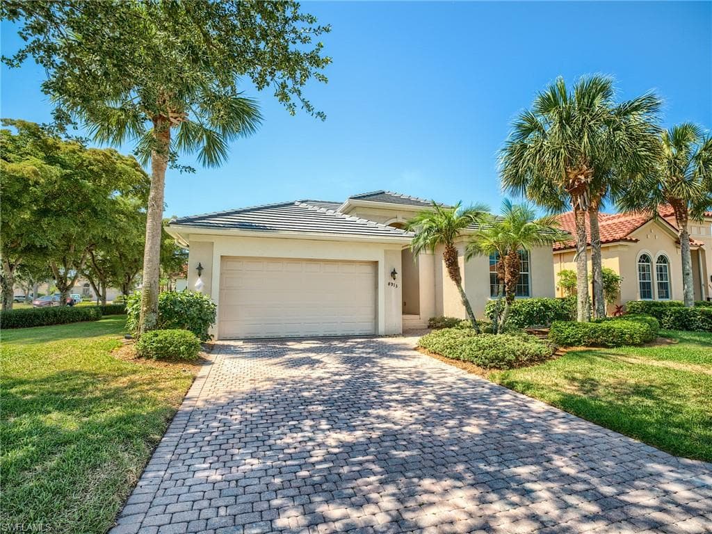 8913 Greenwich Hills WAY FORT MYERS, FL 33908
