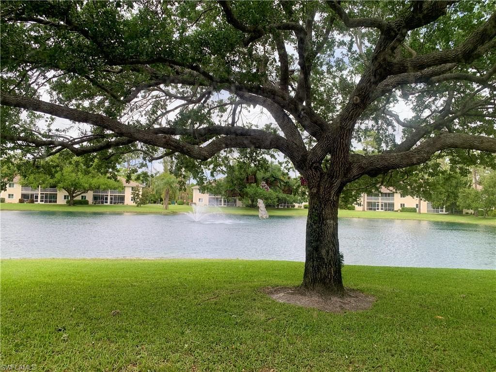 260 Timber Lake CIR F102 NAPLES, FL 34104