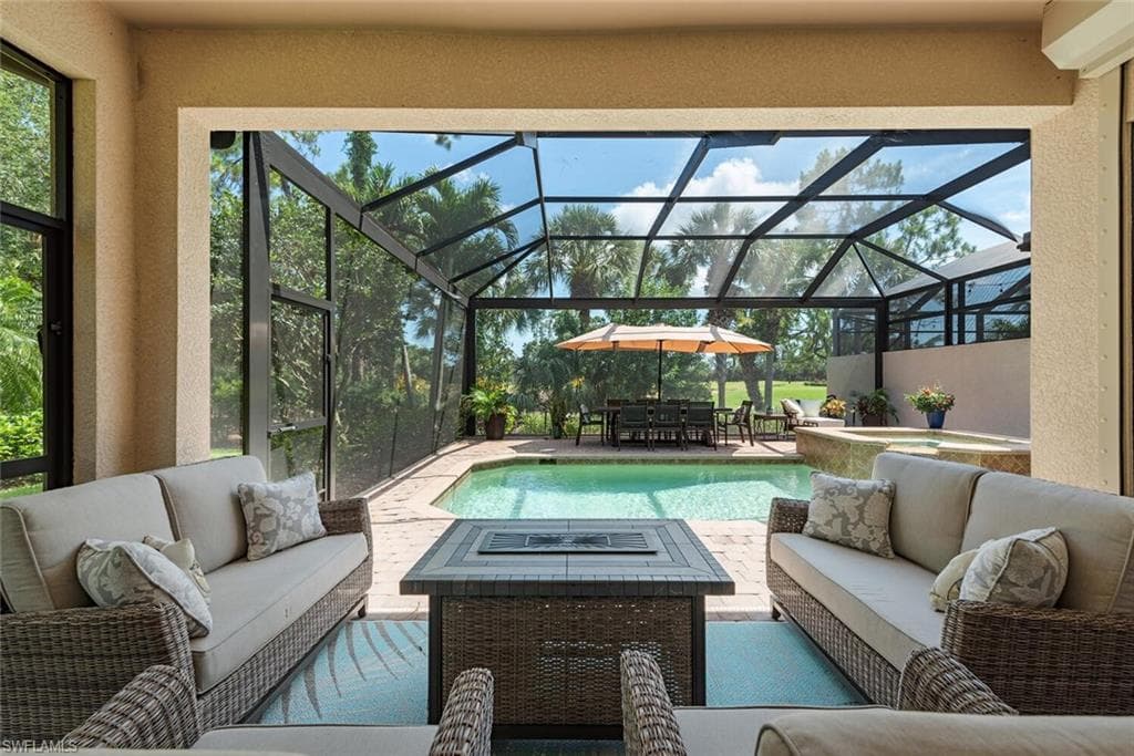 7599 Moorgate Point WAY NAPLES, FL 34113