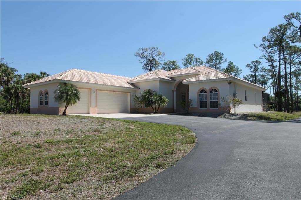 3780 32nd AVE SE NAPLES, FL 34117