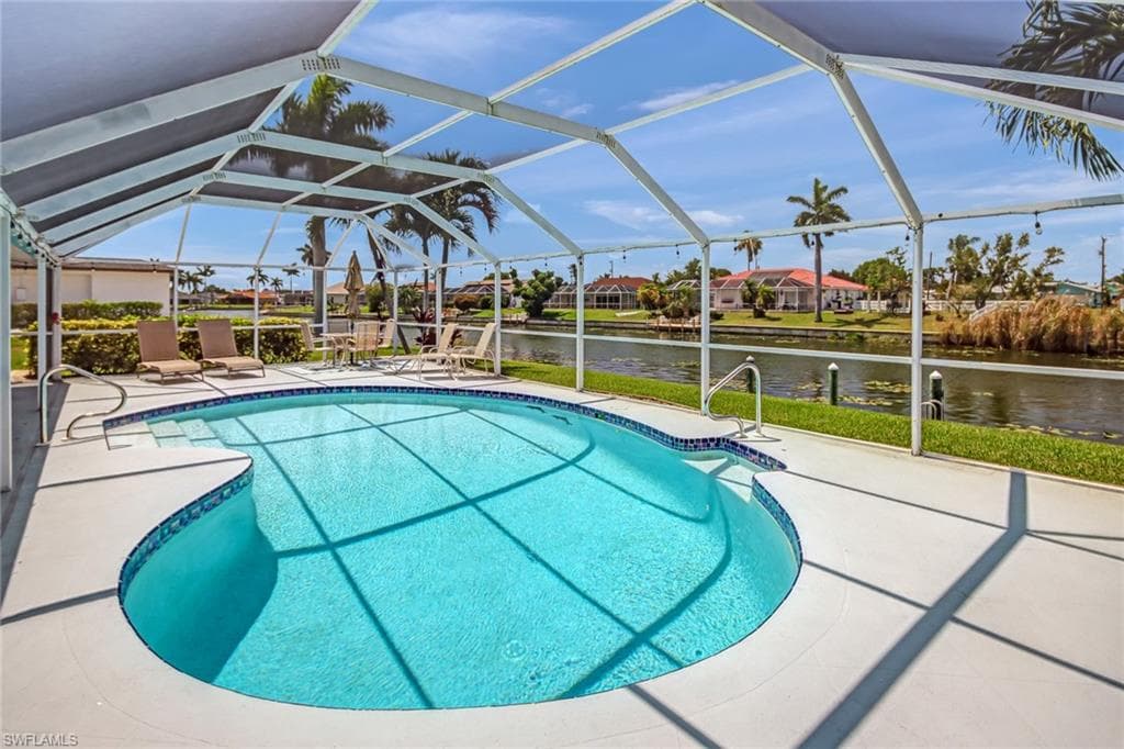 2213 NE 4th ST CAPE CORAL, FL 33909