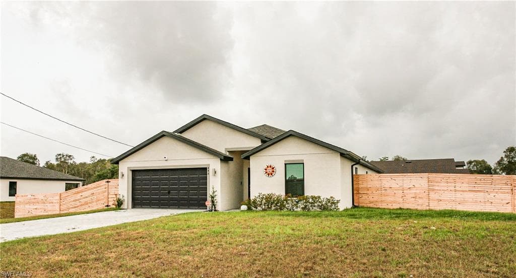 846 Yellowbird DR FORT MYERS, FL 33913
