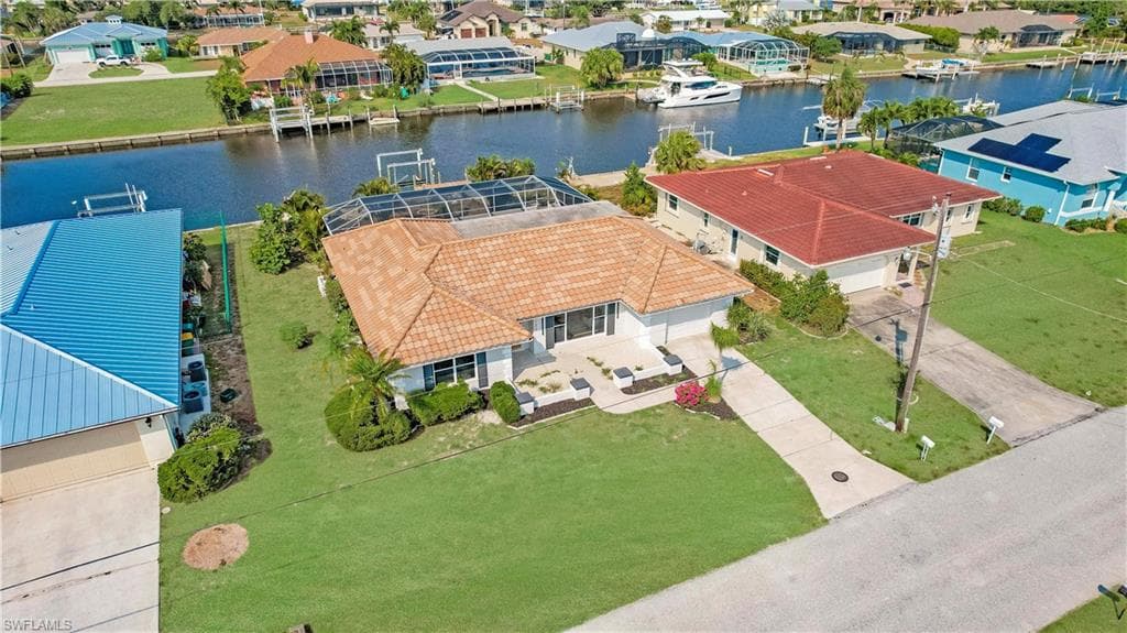 127 Leland ST SW PORT CHARLOTTE, FL 33952