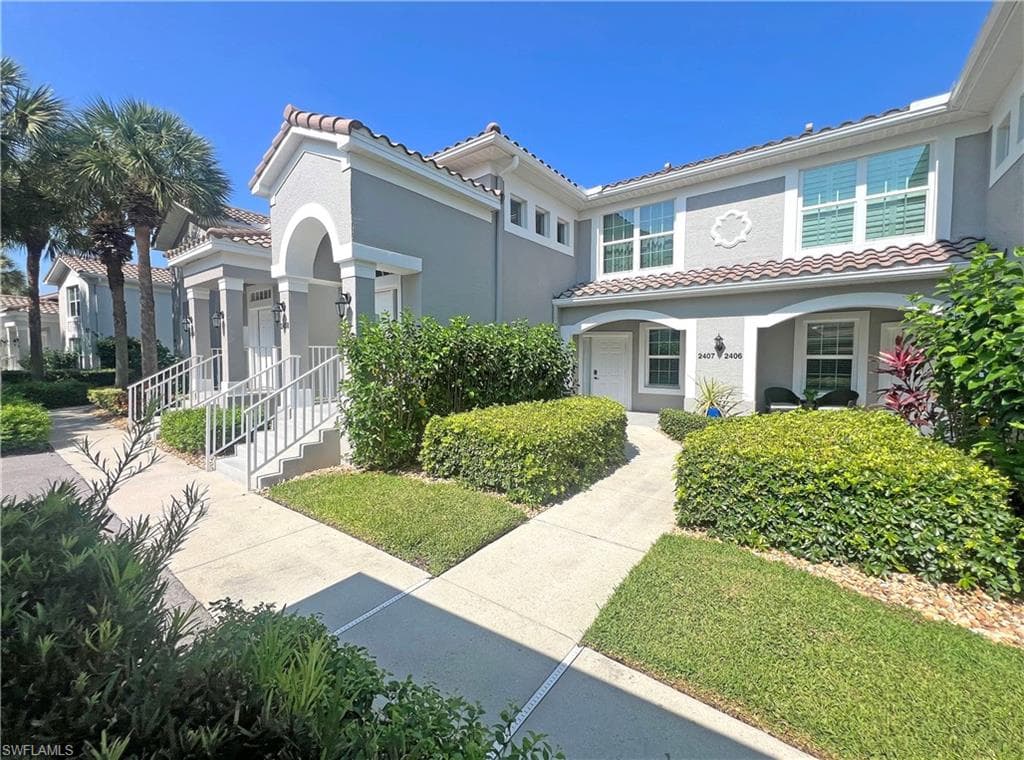 9261 Spring Run BLVD 2407 ESTERO, FL 34135