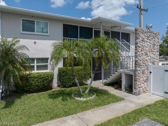 2504 SE 16th PL 103 CAPE CORAL, FL 33904