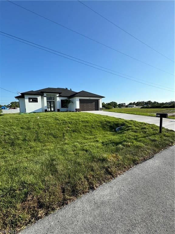 4013 5th ST W LEHIGH ACRES, FL 33971